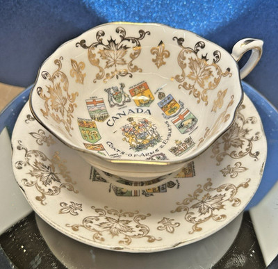 Vintage Paragon Fine Bone China Canada Coats of Arms Teacup & Saucer England