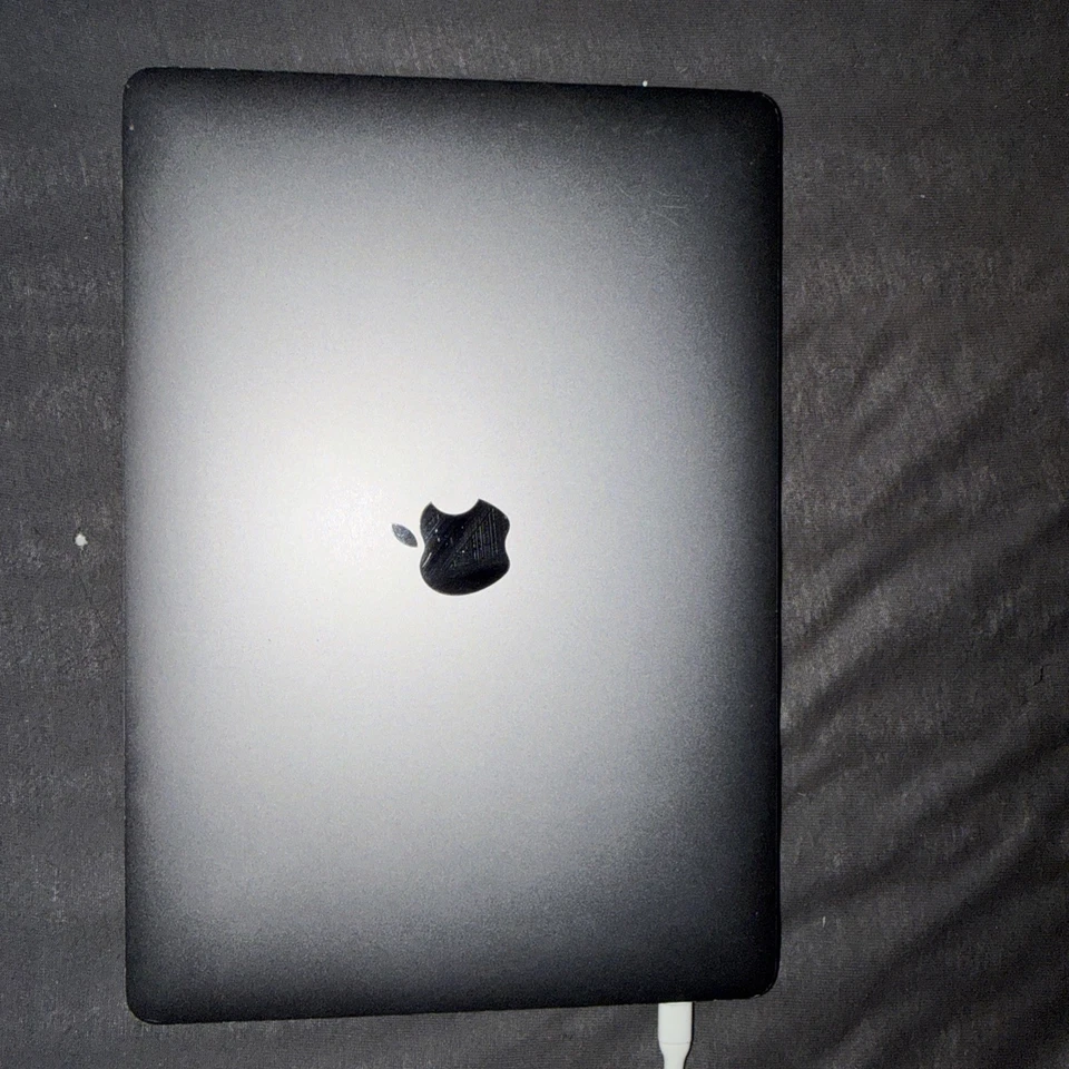 Apple MacBook Pro 13" 2019 · i7 · 16GB · 512GB, Foto 2 von 3