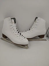 DBX Classic Women’s White Ice Skates Size 10 Figure Skating Eu 42
