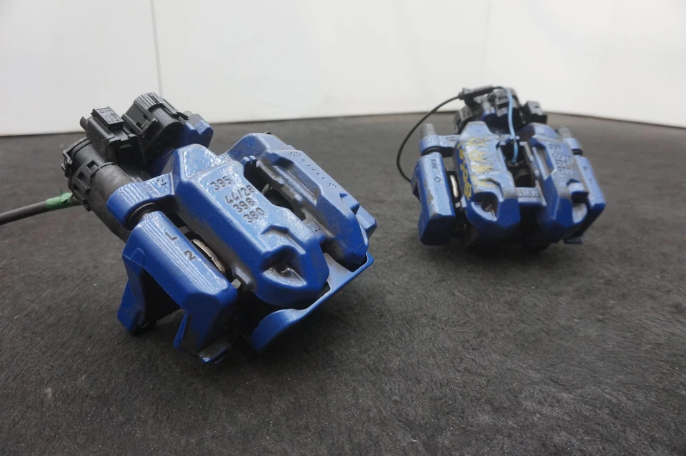 套装 2 后左右制动卡钳 34208843001 宝马 760I xDrive 2023-24 *注 — 第 2/4 张图片