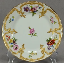 KPM Berlin Neuzierat Hand Painted Floral Raised Gold 7 5/8 Inch Plate D