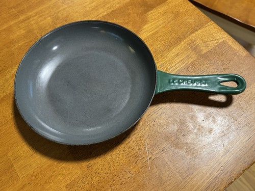 Vintage Le Creuset #20 8” Cast Iron Skillet Fry Pan Green Enamel Made in France