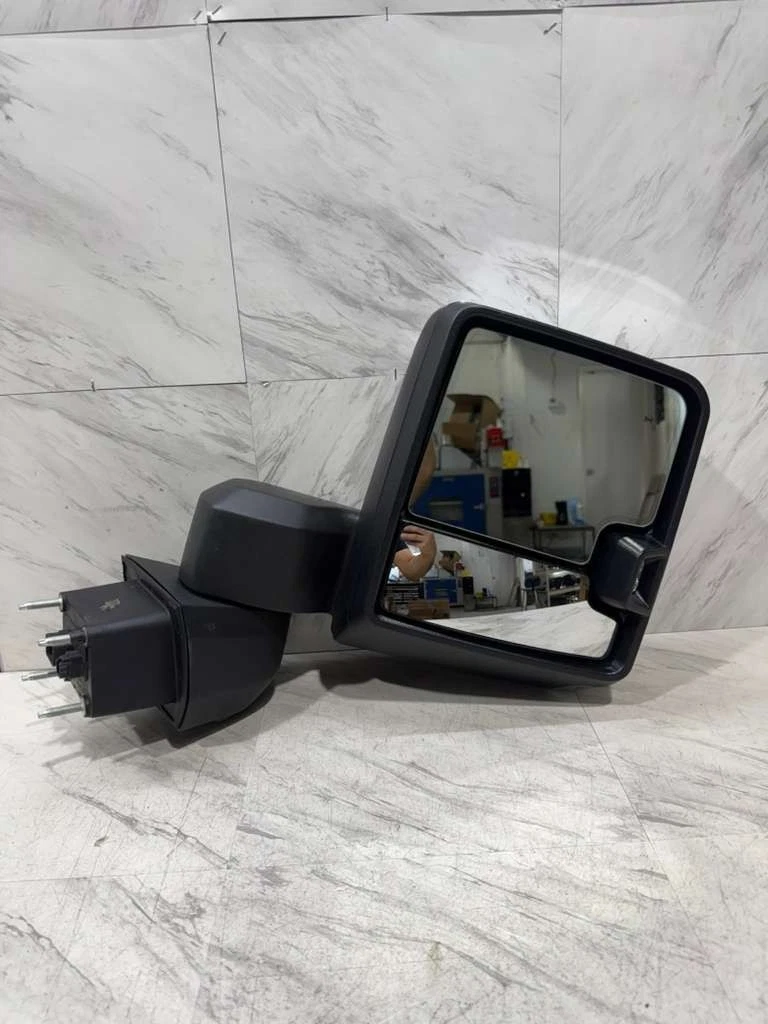 Painted White Tow Mirrors for 2014-2019 Silverado Sierra 1500-3500HD Dotted Turn Signal Lights