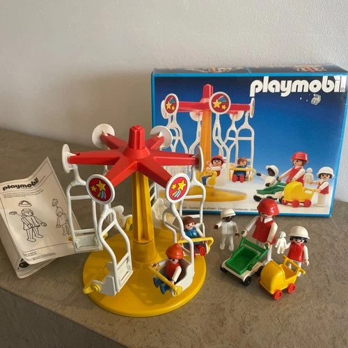 3195 PLAYMOBIL VINTAGE : Carrousel/ playground set (1984) boxed. Complete