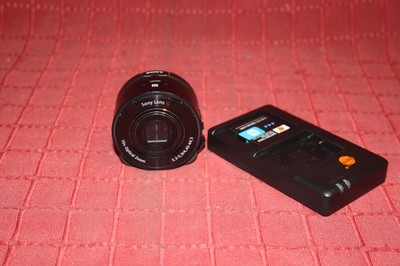Sony Cyber-shot DSC-QX10 18,2 MP Digitalkamera schwarz 
