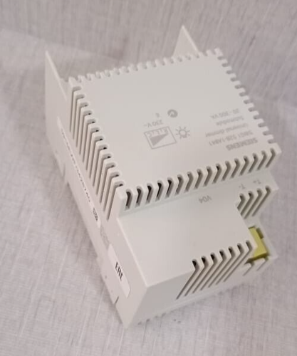 Siemens 5WG1 528-1AB41 Universal Dimmer Sub Module 20-300VA WITHOUT BOX - Picture 5 of 5