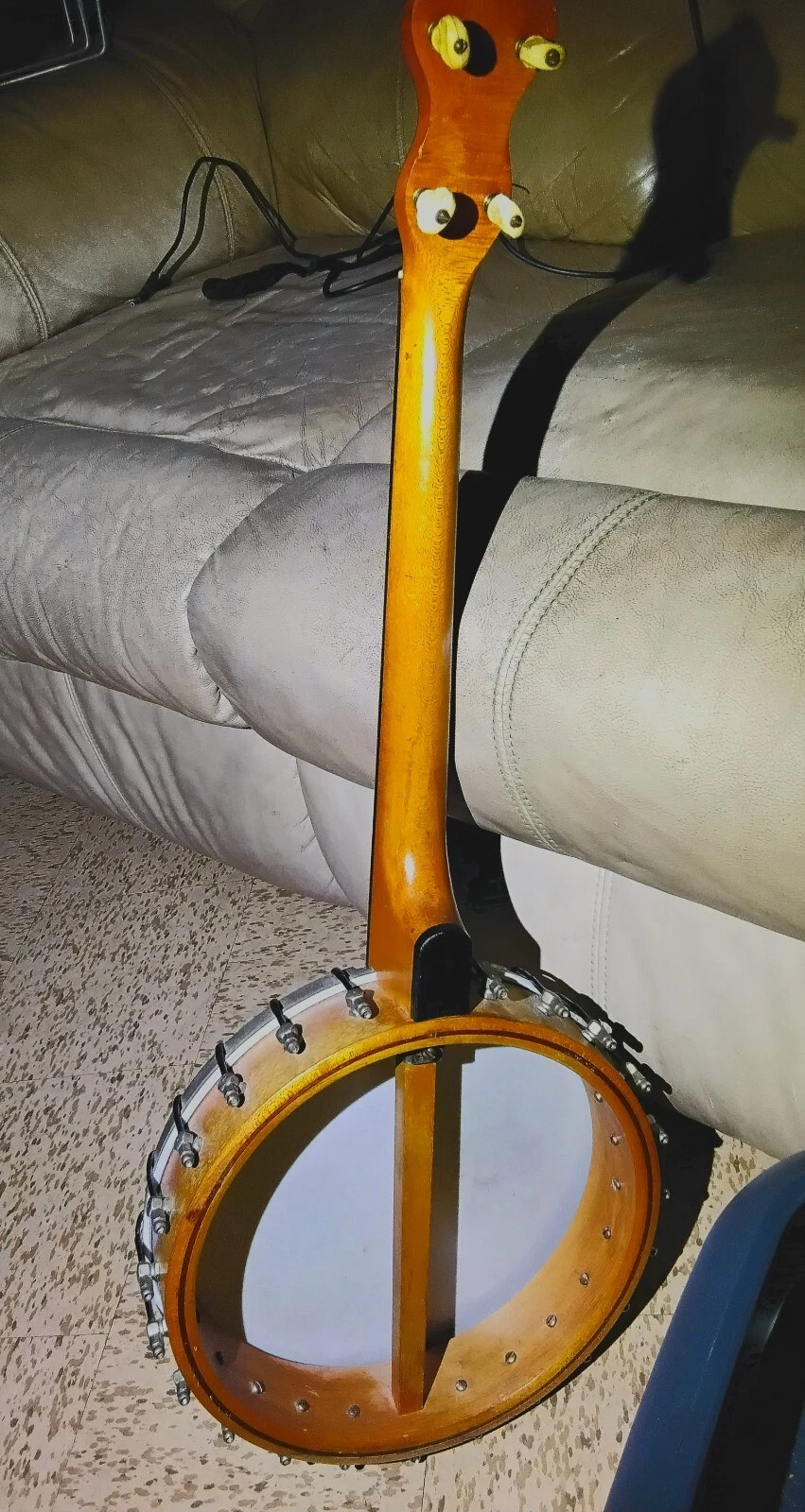 Picture 2 of 2