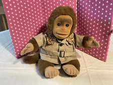 VTG 1994 HOSUNG FULL BODY BABY CHIMP PUPPET, 11 IN. ORIGINAL SAFARI JACKET