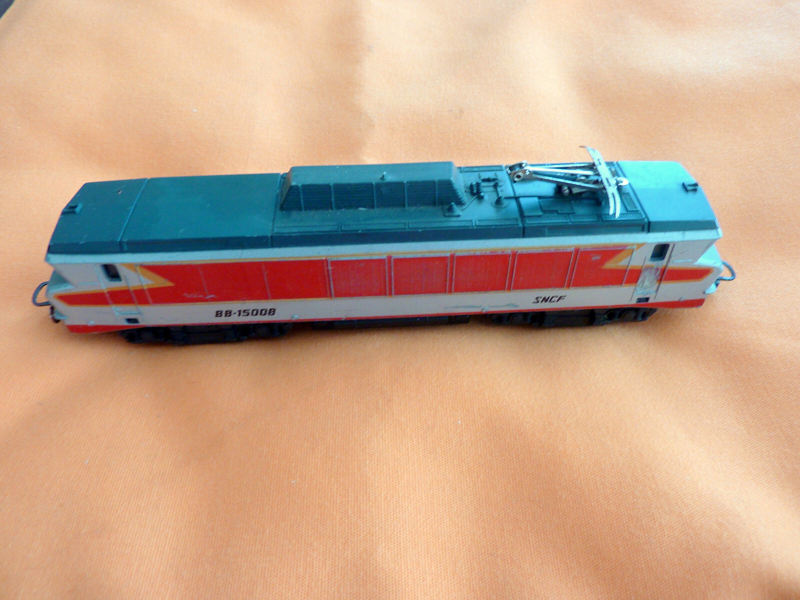 Locomotive électrique Lima HO – CC21001 SNCF Grise, Référence 8047, Fonctionnelle