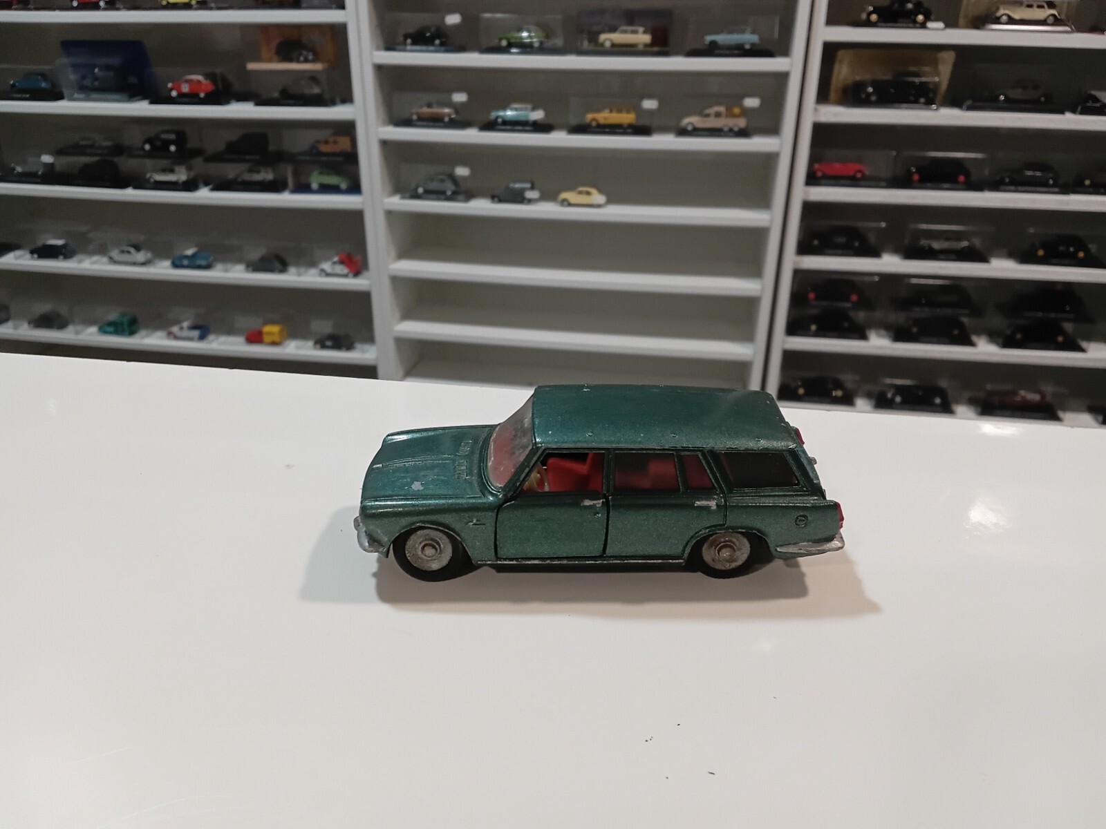 Dinky 507, Simca 1500 Break - Free Price Guide & Review