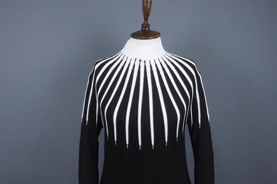 ISABEL ETOILE MARANT Black Long Sleeve Turtleneck Elegant Knitted Sweater Size L - Image 2 of 4