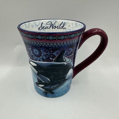 SeaWorld Orca Killer Whale Ceramic Mug   Burgundy Handle Souvenir