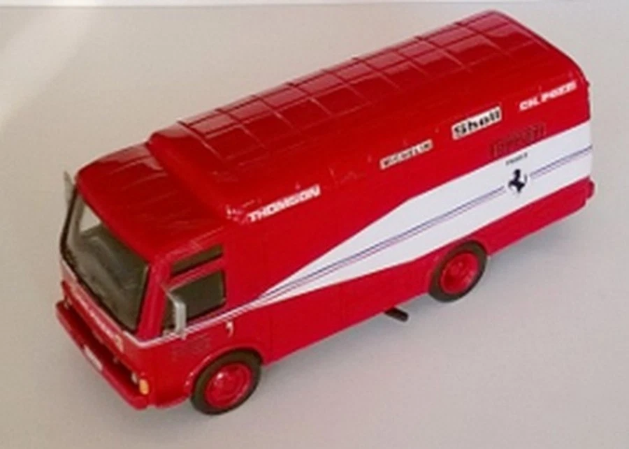 .kit OM55 Unic Assistenza Ferrari Ch. Pozzi Le Mans 1978 - Tron Models kit 1/43 - Photo 3/4