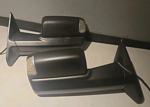 2010-2012 Dodge Ram Factory Tow Mirror Pair (1500,2500,3500)