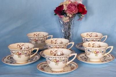 Royal Doulton The Beaufort Dinnerware Set. 42 Pieces. Made in
