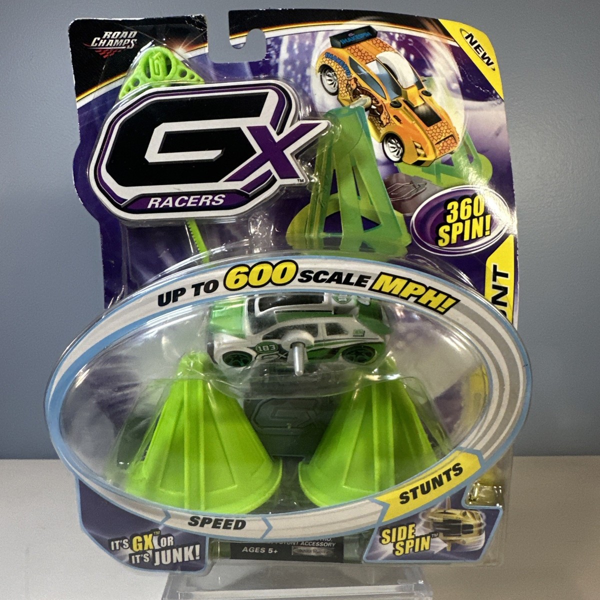 GX Racers Gyro STUNT SIDE SPIN Series 3 #11 SPEED WARRIOR 2009 NIB