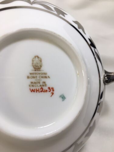 (7) Wedgwood WH2638 Cream Soup & Liners w/Silver Twig Handles & Blue Flowers - Picture 11 of 11