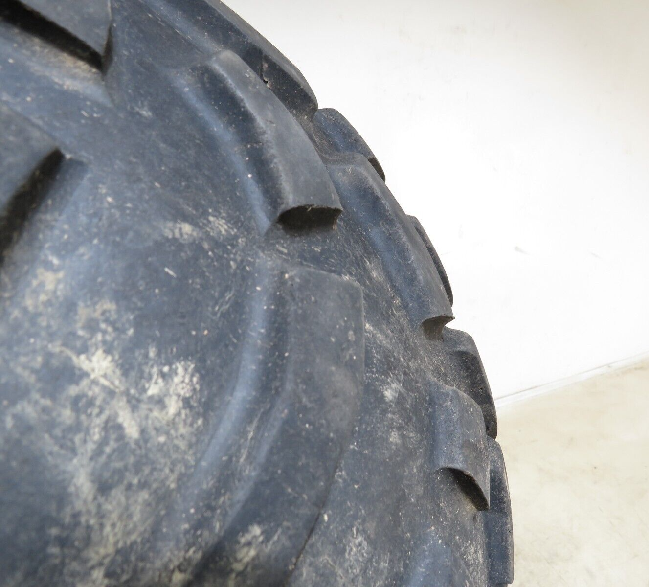 2007 Polaris Sportsman X2 500 Rear Rim Tire Wheel Carlisle AT489 25x11x12 RT1 eBay