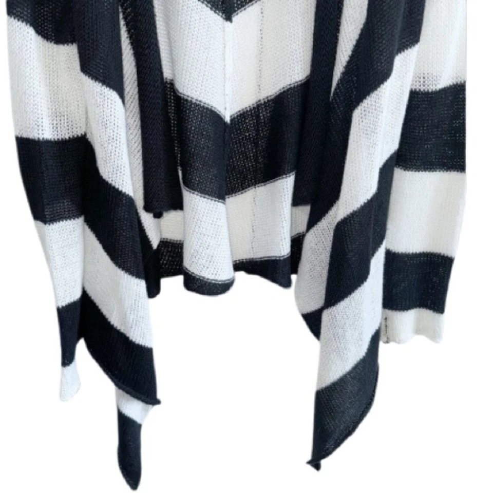 Rip Curl Cardigan Black/White Wide Stripe Open Front Sz Small/8 - Image 4 of 4