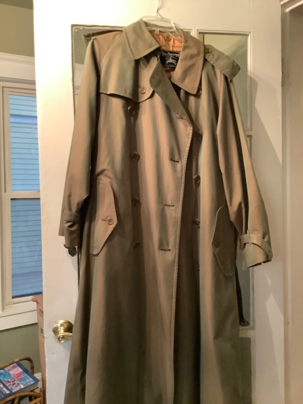 CONDIZIONI ECCEZIONALI Trench Burberrys verde con fodera in lana 48R