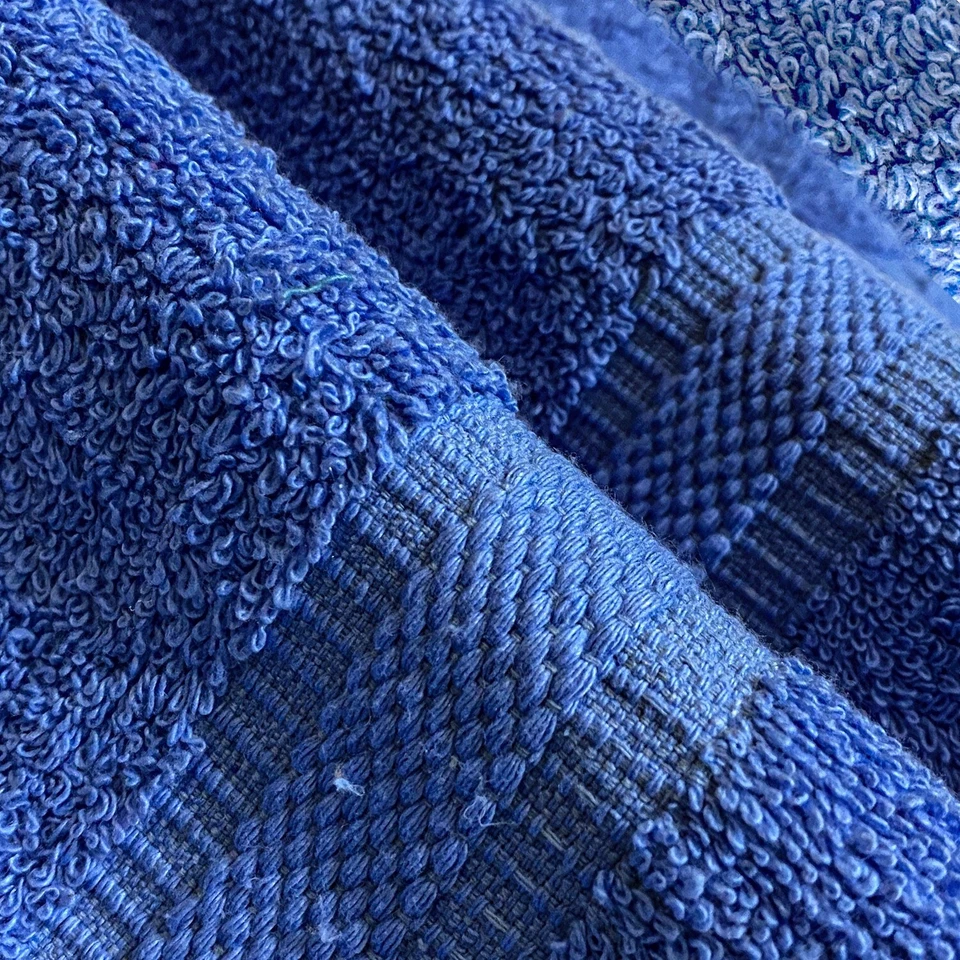 Paquete de 4 toallas de baño de lujo textiles suaves 27x54 pulgadas algodón suave 600 GSM Foto 4 de 4