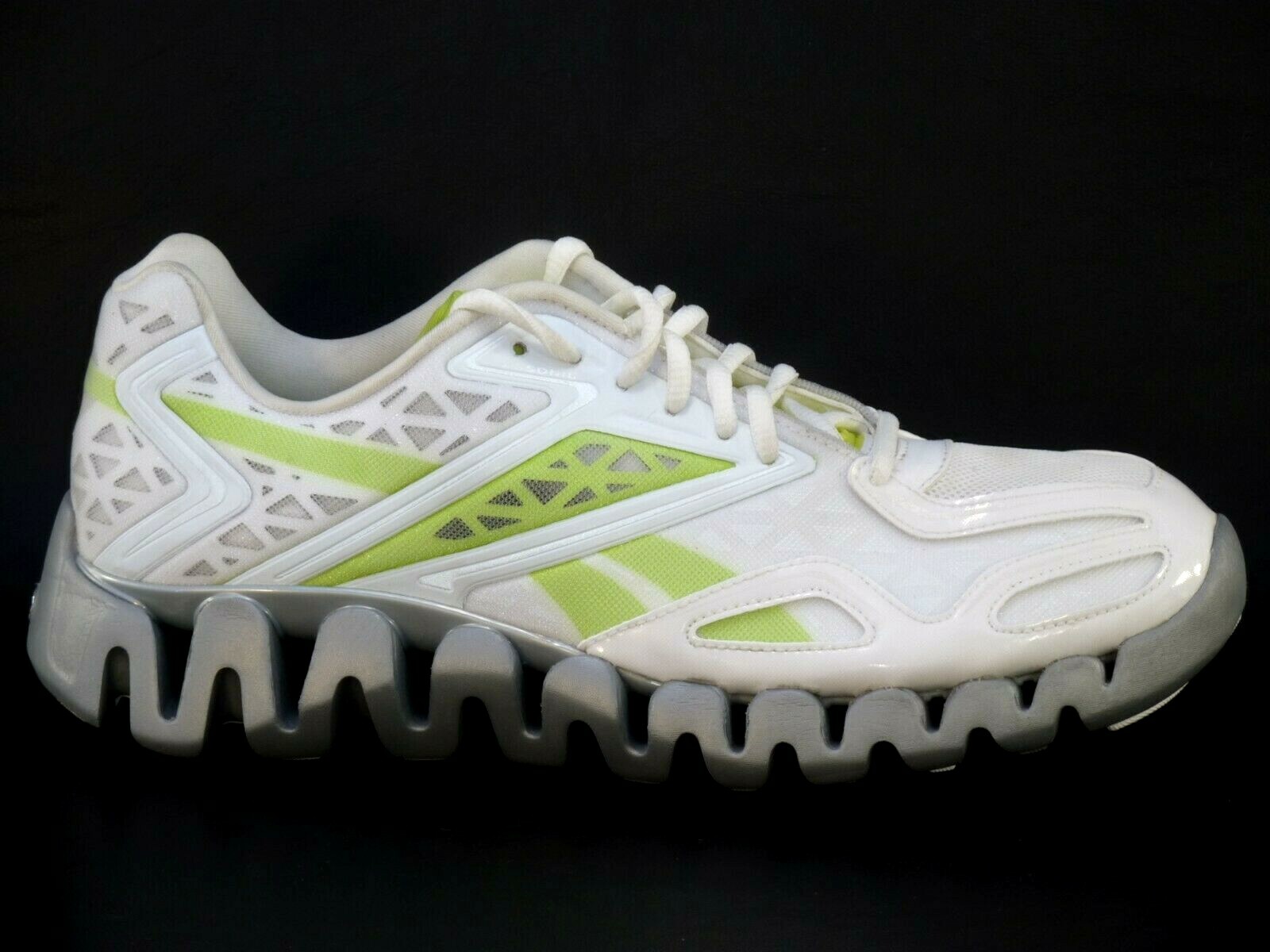 Reebok Zigsonic J82537 Women Shoes White Leathers Sport Running Sneakers Sz 10