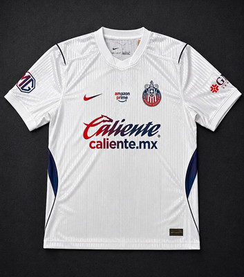 Nike Club Guadalajara Chivas White Soccer Jersey Caliente.mx Sponsor, Size XL