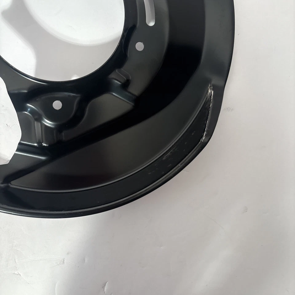 Protector antipolvo de freno 2 piezas para Toyota Camry 1993-2001 lado delantero de aspiración natural Foto 4 de 4