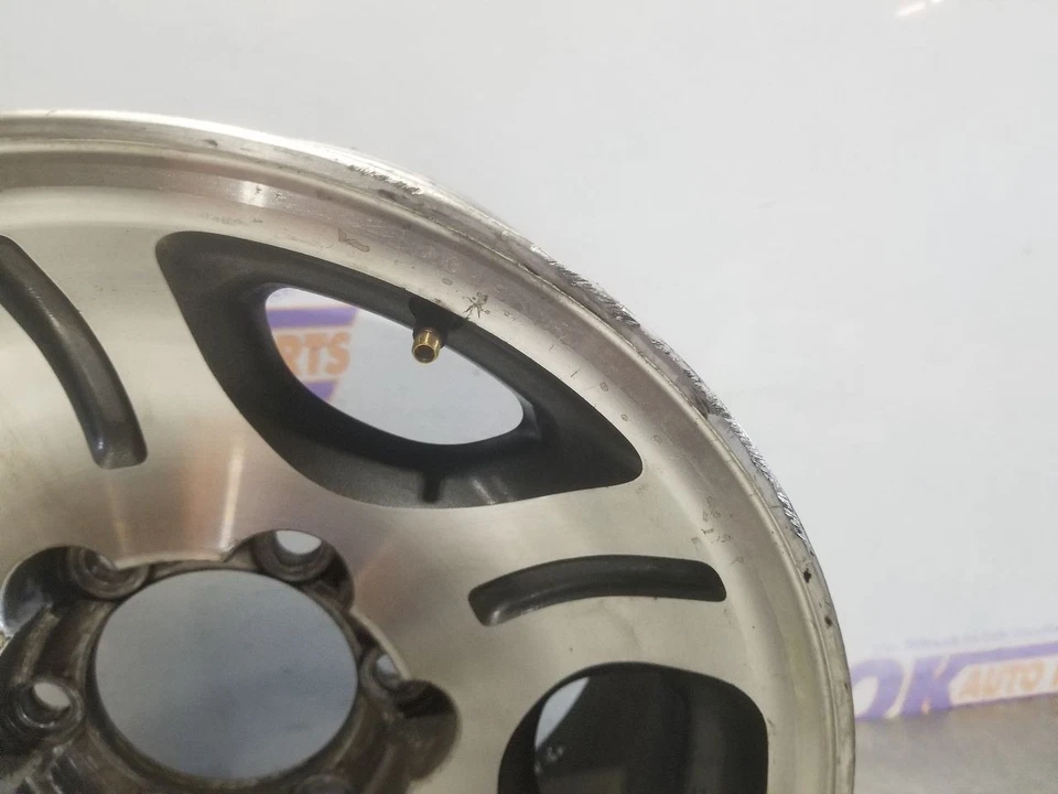 97 1997 LEXUS LX450 16X8 WHEEL ALLOY 5 SPOKES SEE IMAGES - Image 4 of 4