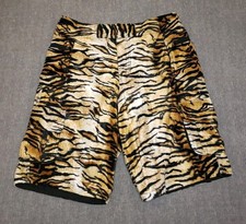 JW Jungle Wear. All Around Faux Fur Tiger Print. Cargo Shorts. Size 36