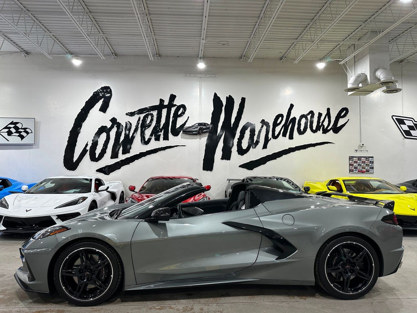2022 [GA7] Hypersonic Gray Metallic Chevrolet Corvette   | C8 Corvette Photo 2