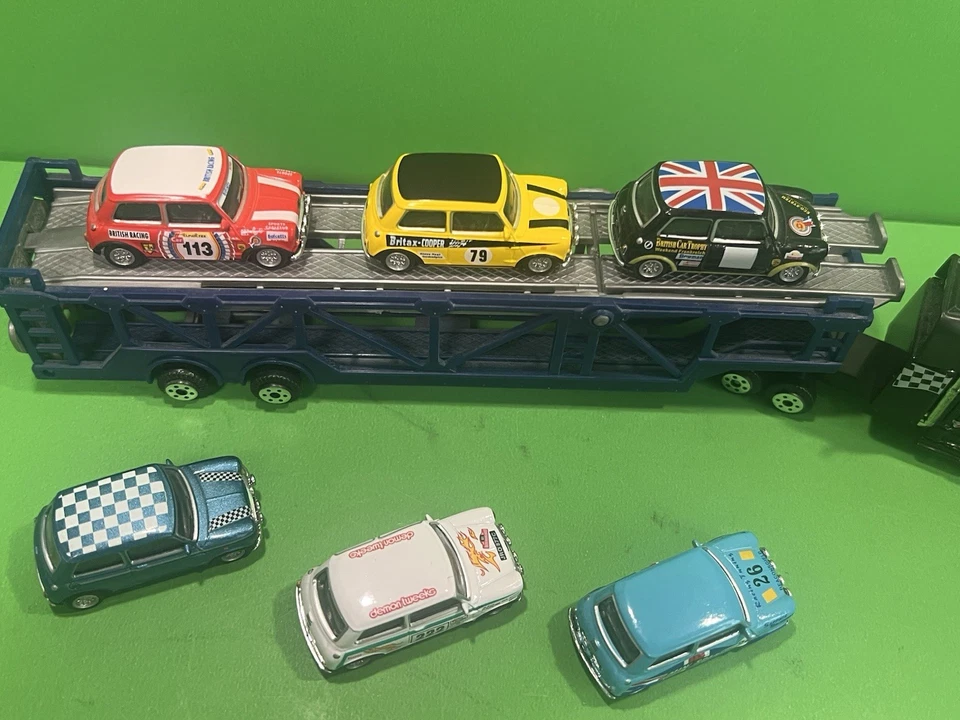High Speed 1/72 Scale Semi Truck NO. W8 Ford racing Diesel Cab & Transporter wit - Image 3 of 4