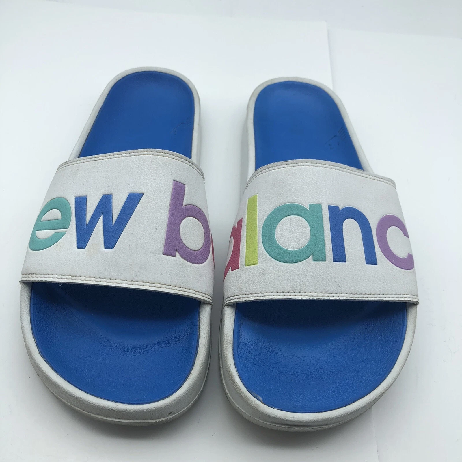 Sandali slip on New Balance 200 Slides donna 9 arcobaleno incantati bianchi