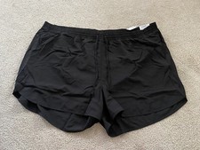 NWT old navy women  s 4X black dolphin hem active shorts