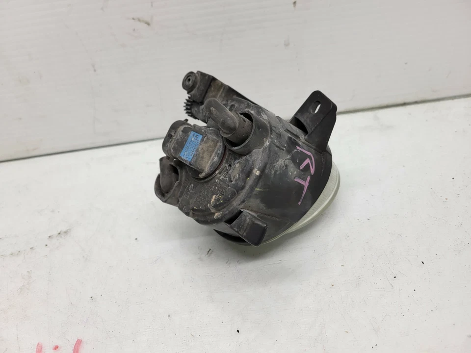 Faro antiniebla pasajero derecho audi s5 2008-2012 Foto 4 de 4