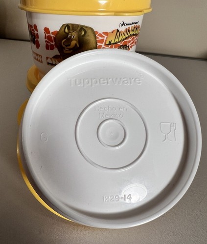Tupperware Disney Madagascar (3) Snack Cups Set 4 Oz Toddlers Kids Lunches Fruit - Picture 4 of 6
