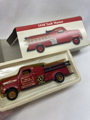 New 1/64 scale Decast Metal 1948 ''Task Master'' Fire Truck