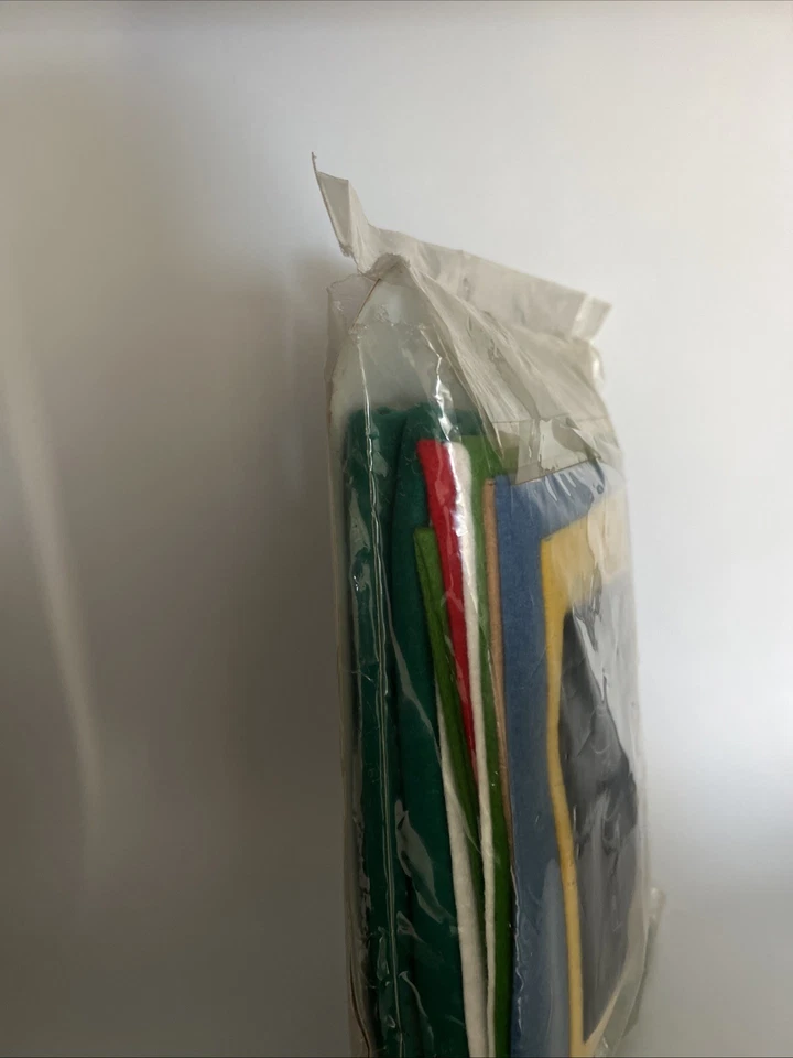 Bucilla Skater's Waltz Felt Applique 43" Tree Skirt Kit Santa Mrs. Claus Snowmen - Image 4 of 4