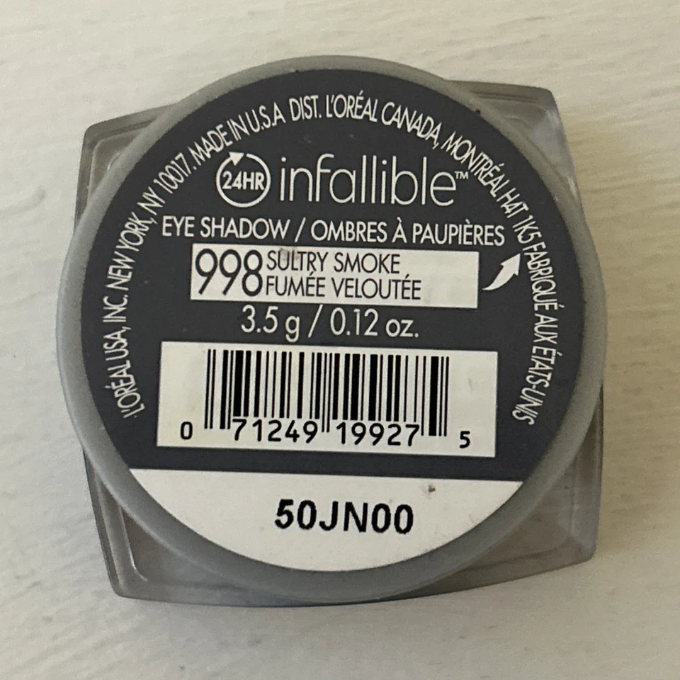 LOREAL 24 Hour Infallible Eye Shadow (Sultry Smoke) 998 - Image 2 of 2