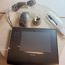 Wacom PTZ-431W No Software Included See Pics Appears Unused