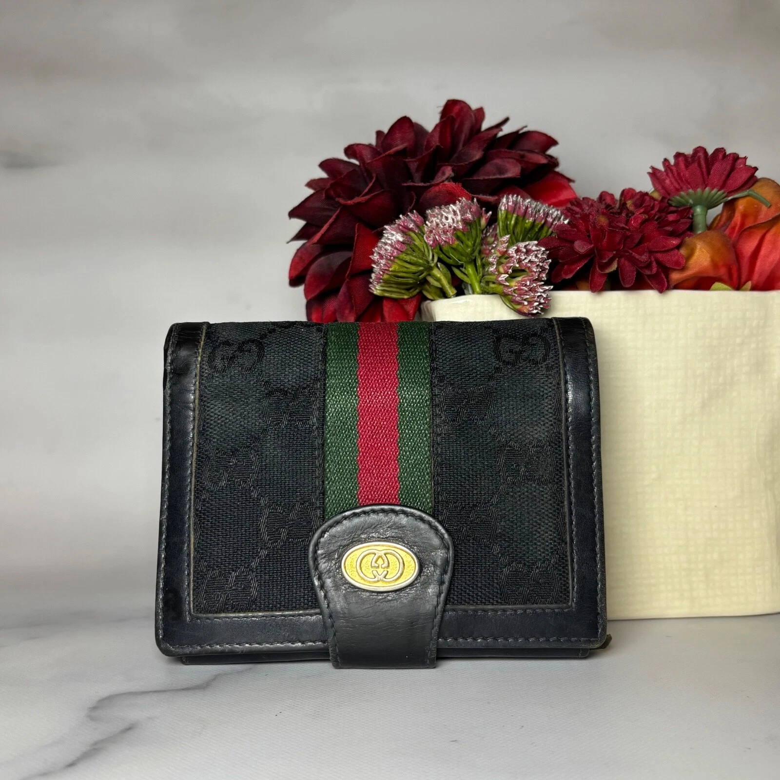Portefeuille compact vintage GUCCI Sherry GG Supreme cuir toile triple pli noir