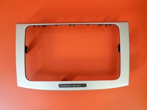 VW PASSAT 3C  RADIOBLENDE BLENDE VERKLEIDUNG 3C0 858 069 AC , 31-841-0100