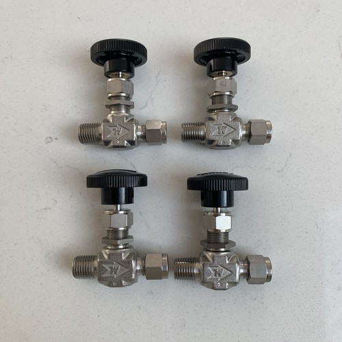 Swagelok / Whitey SS Integral Motorhaube Nadelventil x 4. SS-1RM4-S4
