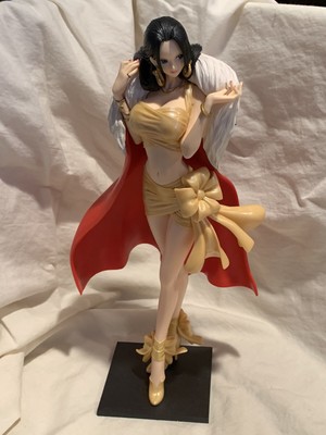 Banpresto One Piece Glitter Glamours Boa Hancock Christmas Style Figure Red Ebay Banpresto One Piece Glitter Glamours Boa Hancock Christmas Style Figure Red Ebay