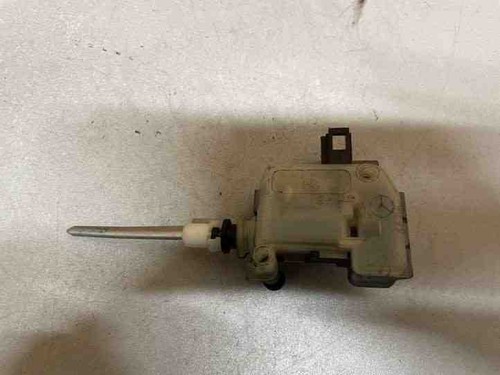 MERCEDES-BENZ C W203 Tankverschluss A2038201997 2.20 Diesel 105kw 2003 22177927