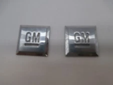 GM Logo Mark of Excellence 1" Fender Door Nameplate Emblem Badge