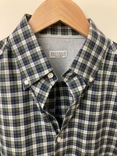 Camicia Brunello Cucinelli con bottoni verde bosco 16/41 usata in ottime condizioni