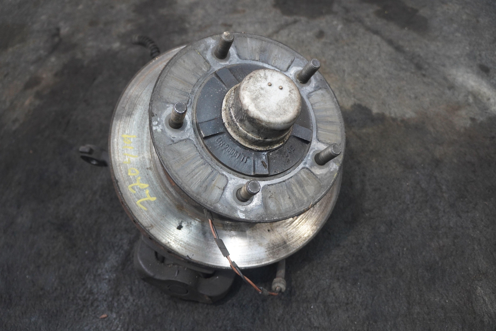 Front Left Spindle Knuckle Hub Wheel Bearing Brake Rotor Bentley Mulsanne 1988