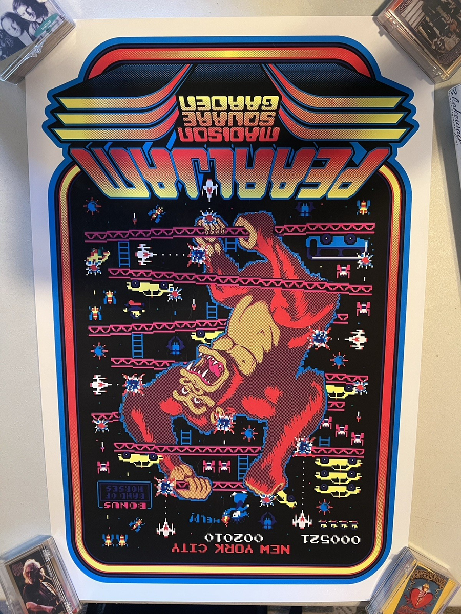 Pearl Jam Poster MSG Donkey Kong NYC 5/21/10 Tube Stored - Sharp