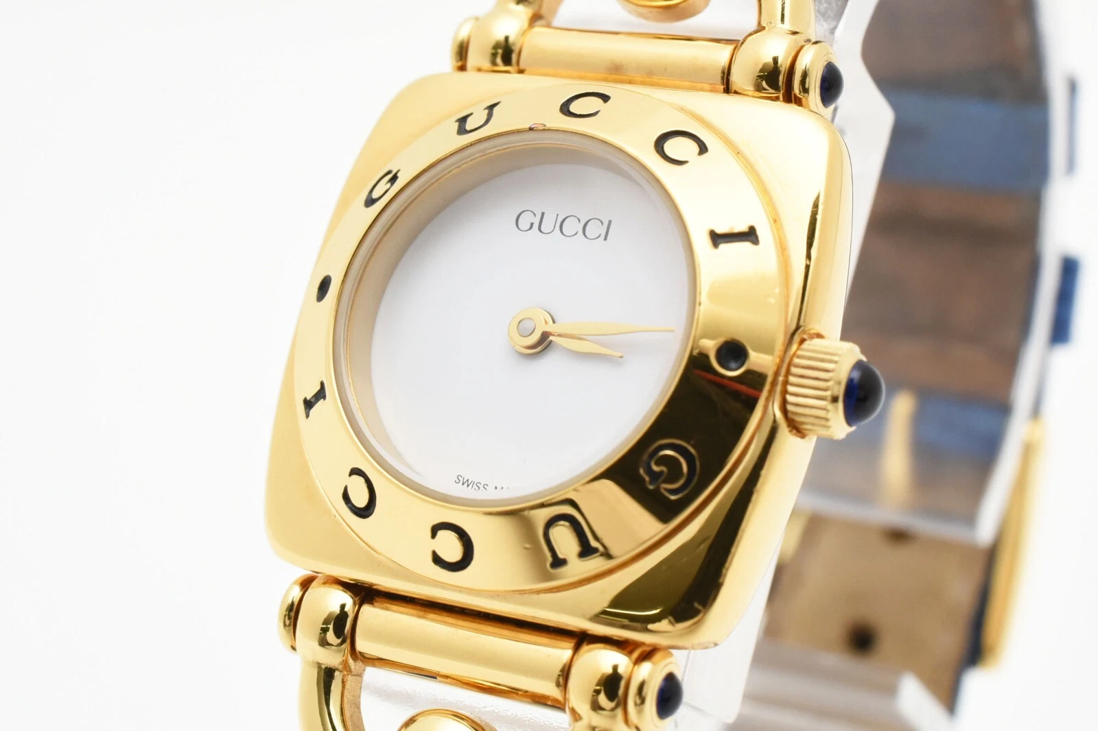 Montre femme vintage [Exc+5] GUCCI 6300L cadran blanc bracelet or bleu quartz JAPON